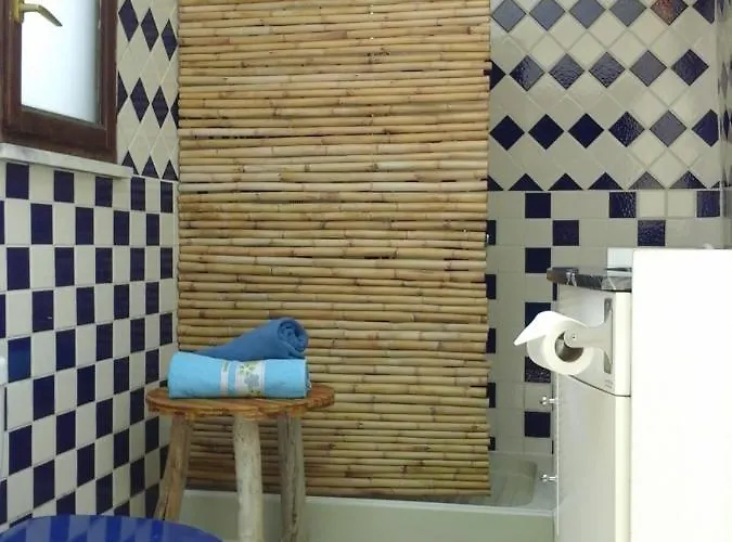 Casa Uldina Бомбаррал