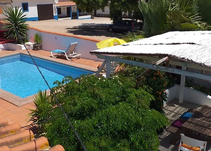 Casa Uldina Дом отдыха Бомбаррал